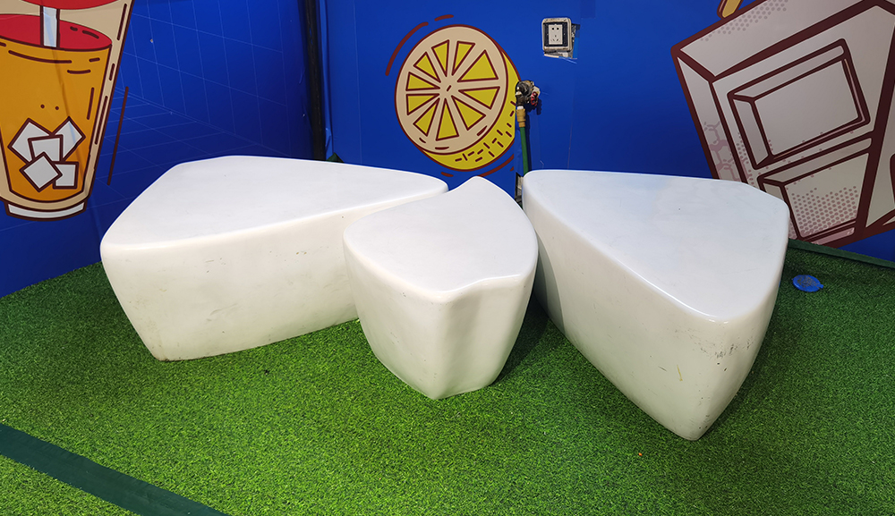 帮我写一篇关于玻璃钢模具制作过程的700个字中文原创的文章，并在文章前面配上一个标题，标题前面加上“标题”两字 五金工具知识 第1张