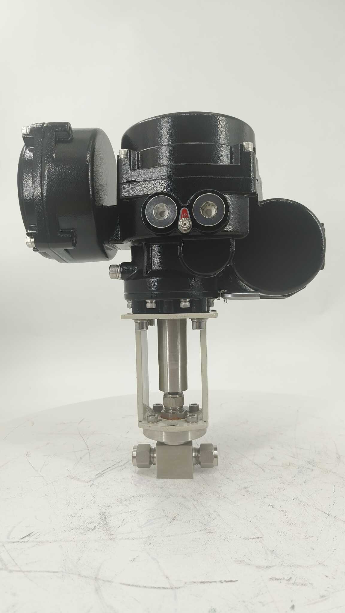 帮我写一篇关于氢能源锂电池阀门的700个字中文原创的文章，并在文章前面配上一个标题，标题前面加上“标题”两字 五金工具知识 第3张