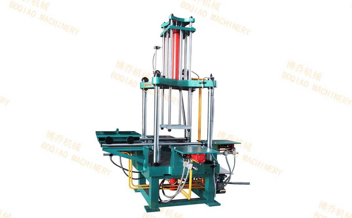 帮我写一篇关于重力铸造机的700个字中文原创的文章，并在文章前面配上一个标题，标题前面加上“标题”两字 机械汽配泵阀知识 第1张